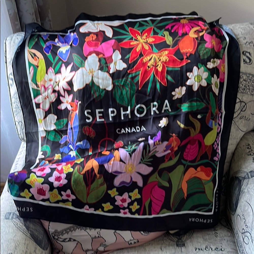 Sephora Canada Floral Logo Scarf - Black Multicolor